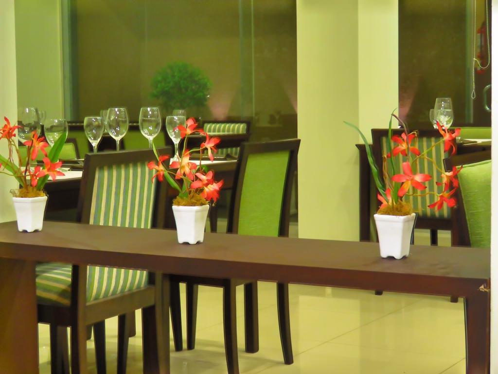 Grand Hotel Reconquista Ngoại thất bức ảnh